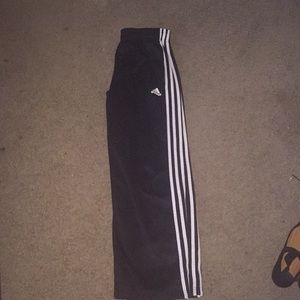 adiads sweatpants